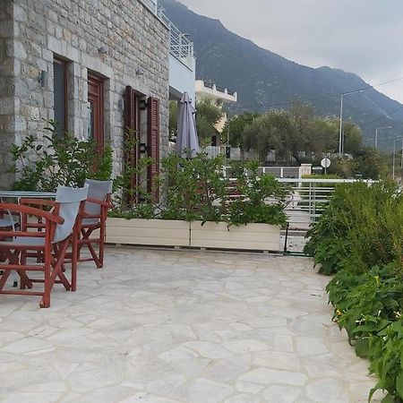 Light Blue House 3 Apartments Poúlithra المظهر الخارجي الصورة