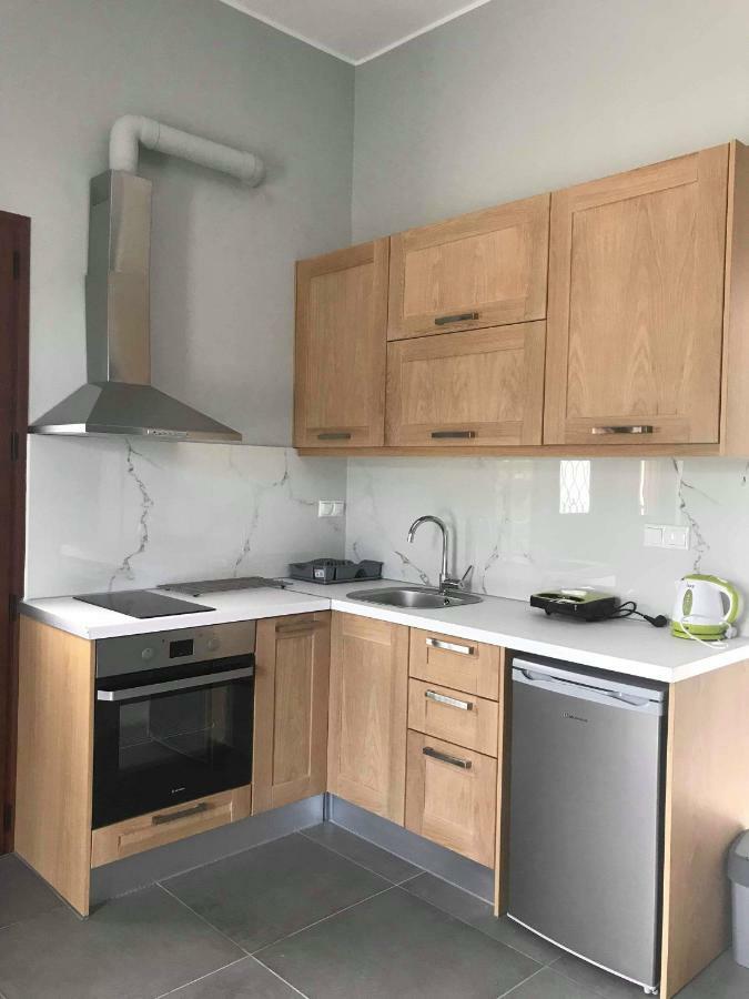 Light Blue House 3 Apartments Poúlithra المظهر الخارجي الصورة